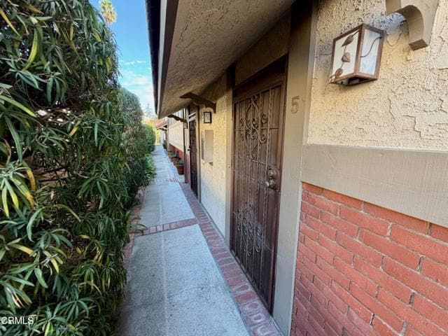 Foto del edificio - 609 N Monterey St