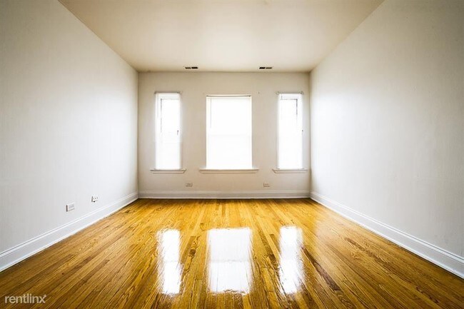 Foto del edificio - 5732 W Washington Blvd
