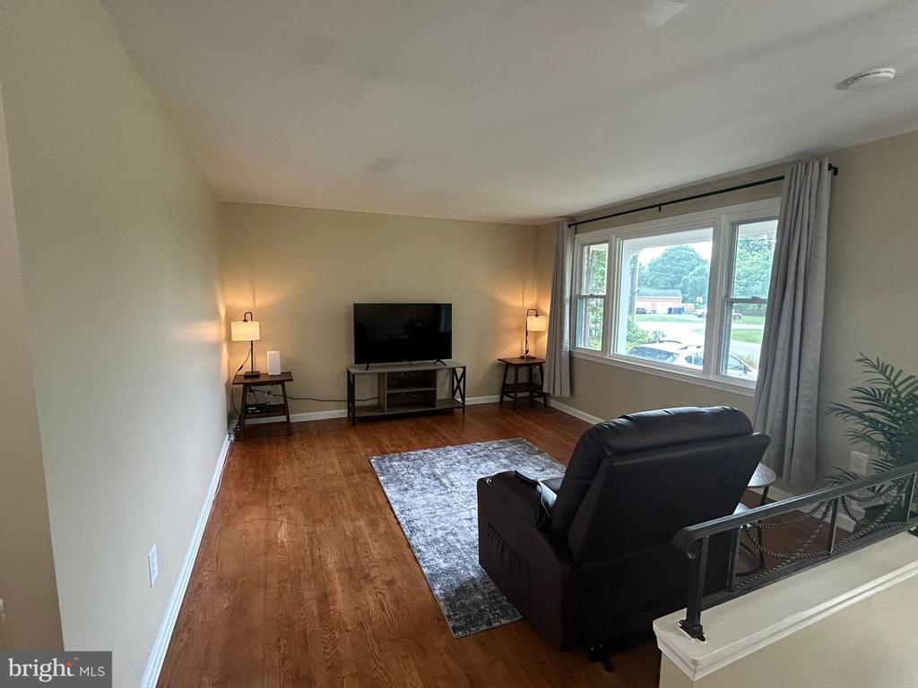 Primary Photo - 3625 Woodley Rd