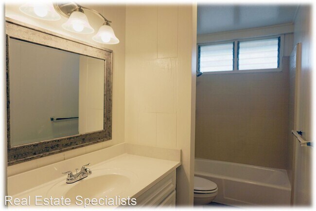 Foto del edificio - 3 br, 2 bath House - 477 Kaumakani St.