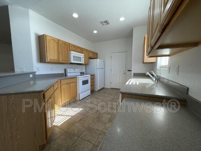 Foto del edificio - 2067 Jamie Rd