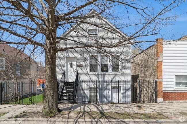 Building Photo - 2622 W Luther St