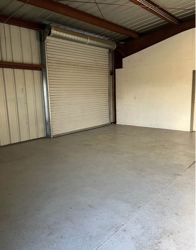 Building Photo - 13225 Hanford Armona Rd