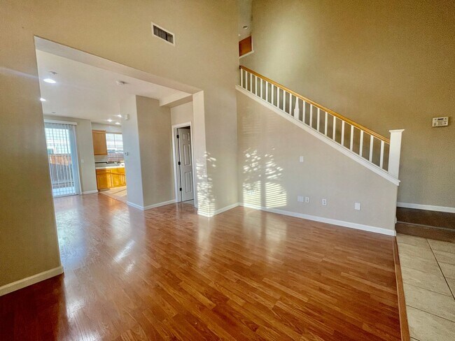 Foto del edificio - Available! Beautiful 3 bedroom, 2.5 baths ...
