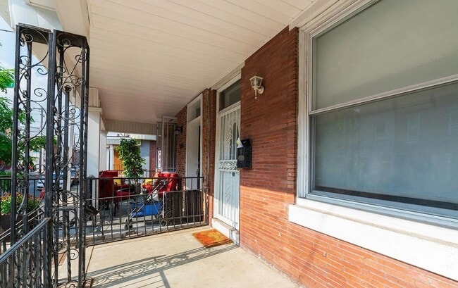 Building Photo - 1247 S 23rd St