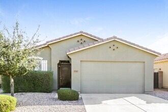 Building Photo - 819 S 176th Ln