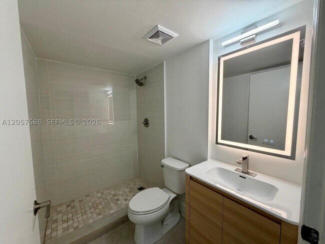 Foto del edificio - 3690 N 56th Ave