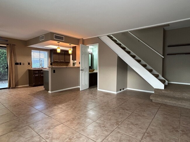 Building Photo - Phoenix Foothills - 2 Bedroom | 1.5 Bathroom | 2-Story Townhouse