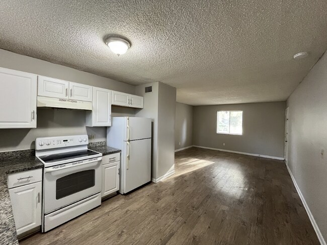 Foto del edificio - 5324 Westchase Ct