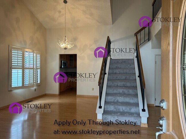 Foto del edificio - 3840 Rockford Dr