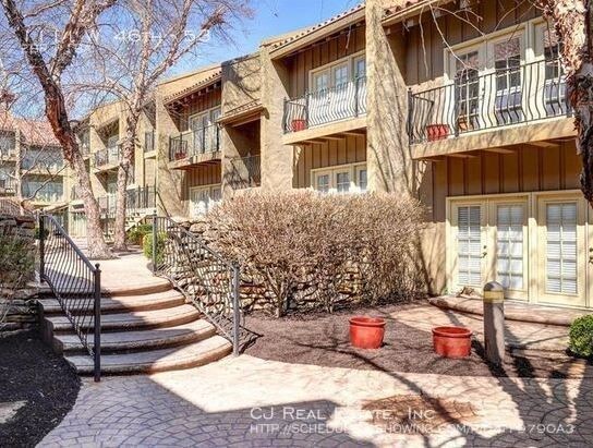 Primary Photo - 1111 W 46th St