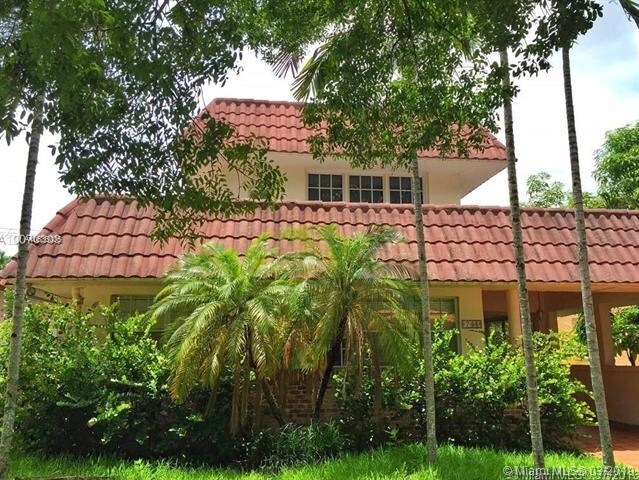 Primary Photo - 744 Majorca Ave