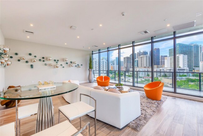 Foto del edificio - 201 SW 17th Rd