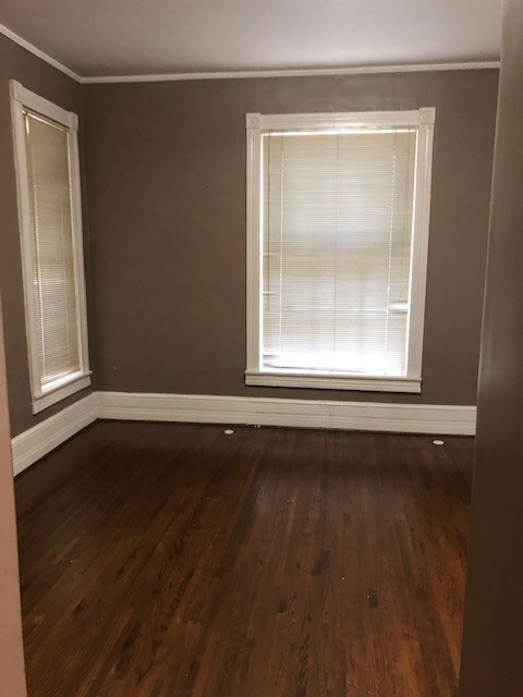 Building Photo - Tae Keon do apts
