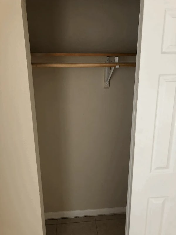 Building Photo - 902 NW 10th St