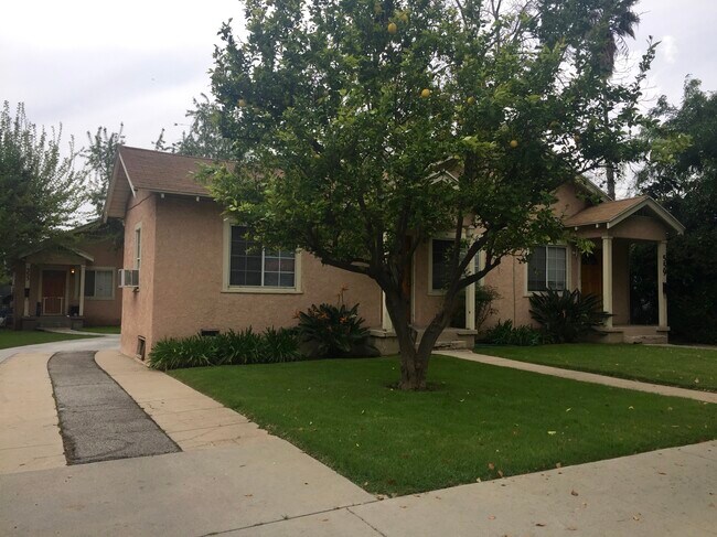 fachada de la propiedad - 557 Lincoln Ave