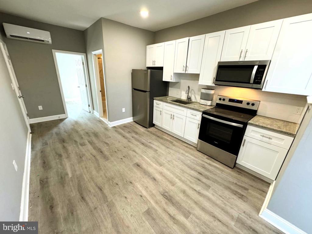 Foto principal - 2417 W Jefferson St