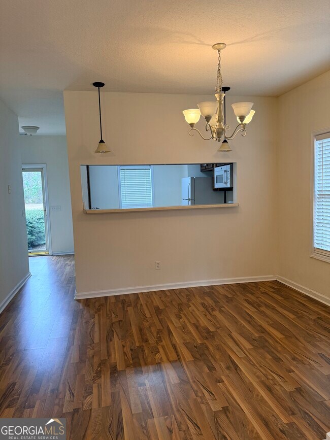 Foto del edificio - 1114B Southbend Dr