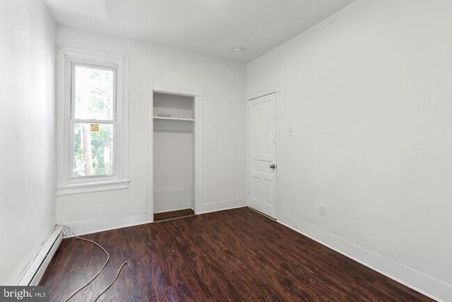 Building Photo - 410 N 53rd St