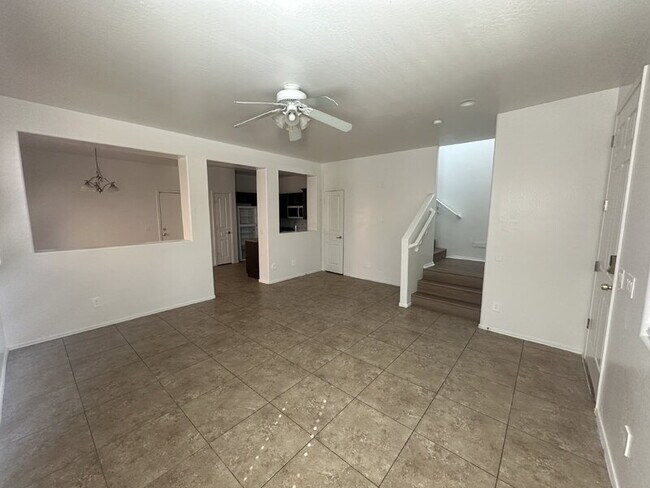 Building Photo - 3797 E Santa Fe Ln