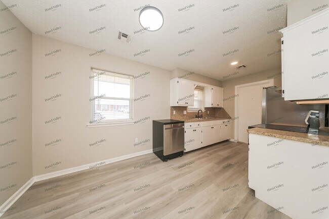 Foto del edificio - 20140 Timber Ridge Rd