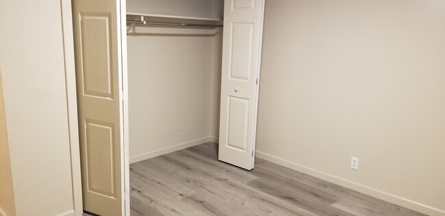 Foto del edificio - 3070 Eccles Ave