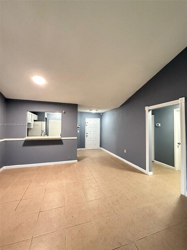 Building Photo - 4057 NW 87th Ave