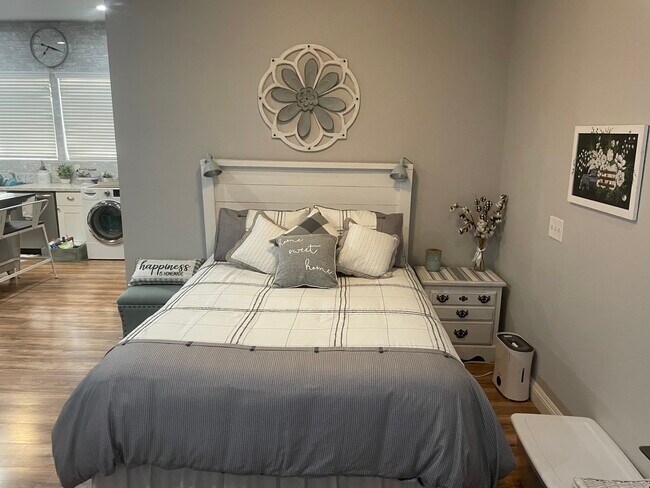 Foto del edificio - 39039 Gray Squirrel Rd