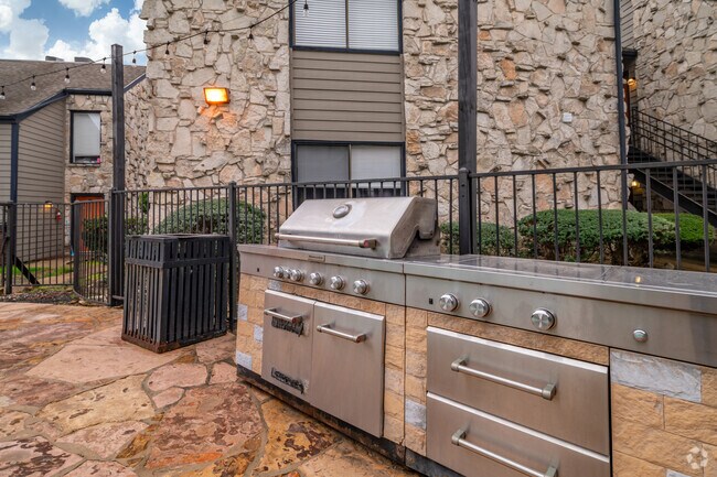 Parrilla al aire libre en la piscina - The Lila at Oakgate