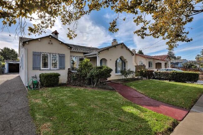 Building Photo - San Jose Blessed Home