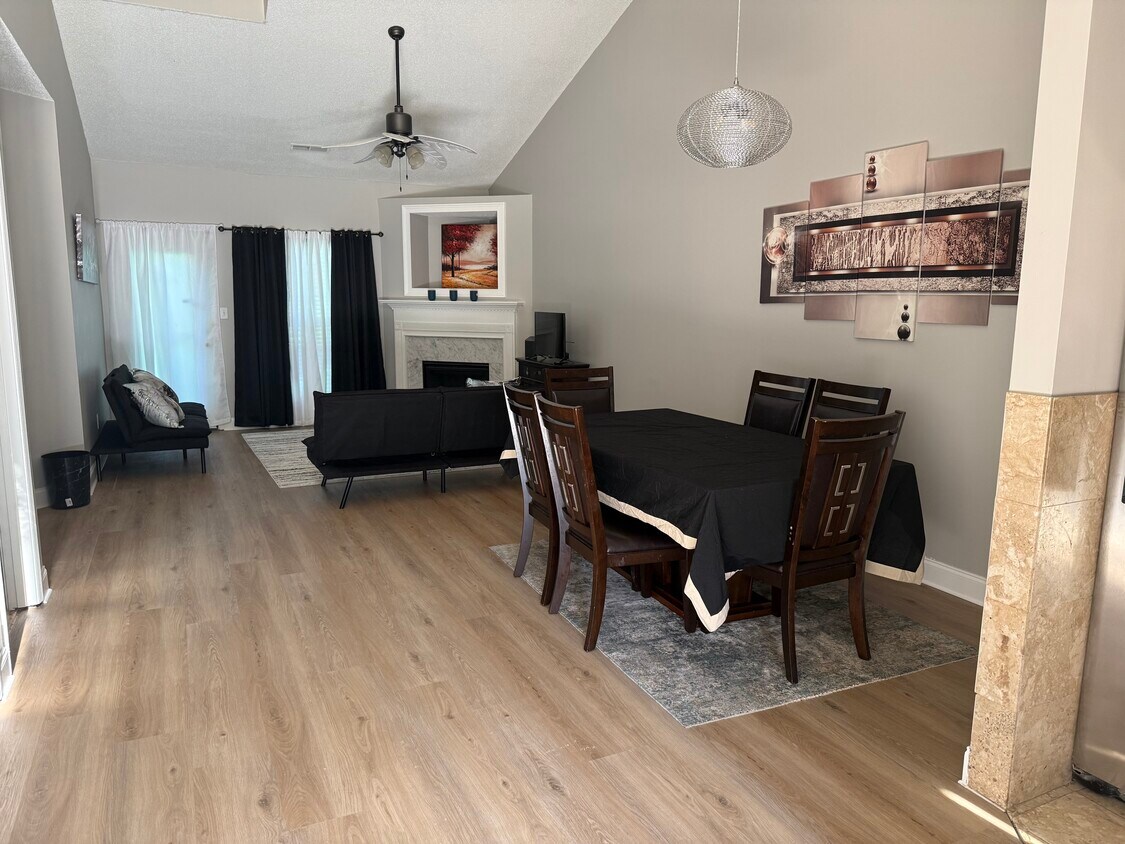Foto del edificio - 3688 Brookwood Blvd