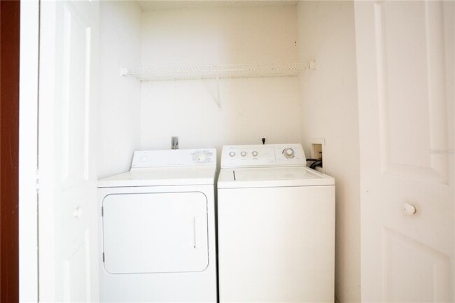 Building Photo - 13037 Mulberry Park Dr