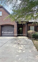Building Photo - 107 Singapore Cir