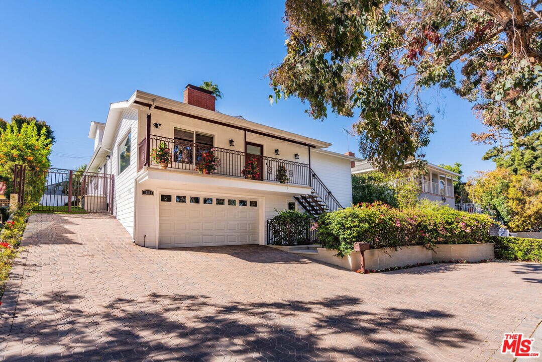 Foto principal - 16843 W SUNSET Blvd