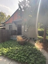 Building Photo - 1216 N 8th St