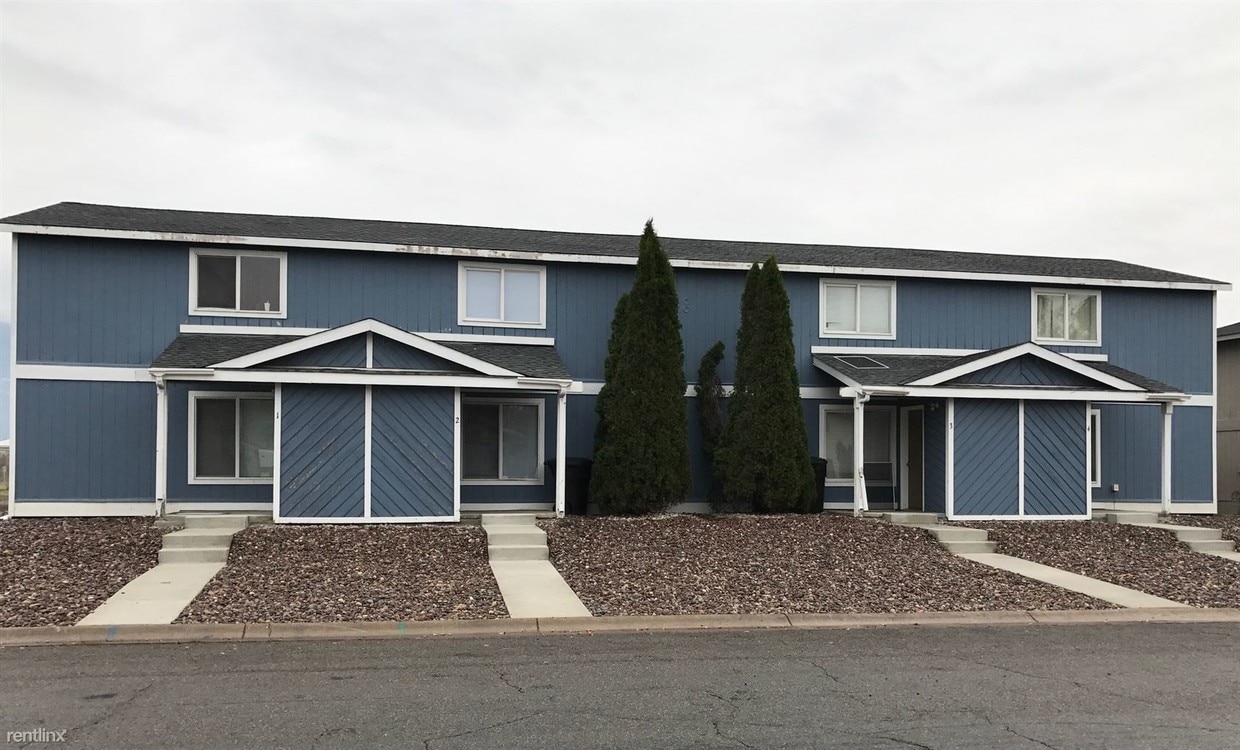 8 Martha Rd Unit 3, Columbia Falls, MT 59912 Room for Rent in