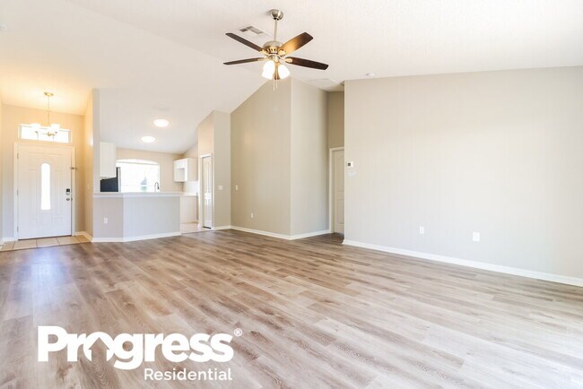 Building Photo - 5601 Brookdale Way