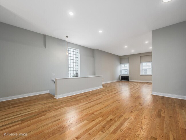 Foto del edificio - 2013 W North Ave