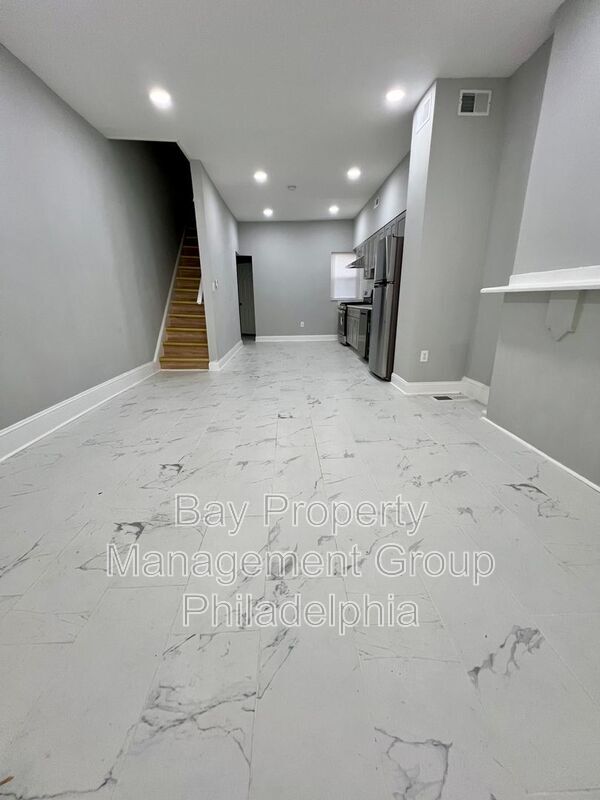 Building Photo - 129 W Rittenhouse St