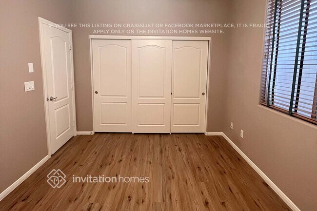 Foto del edificio - 5795 Farmhouse Ct