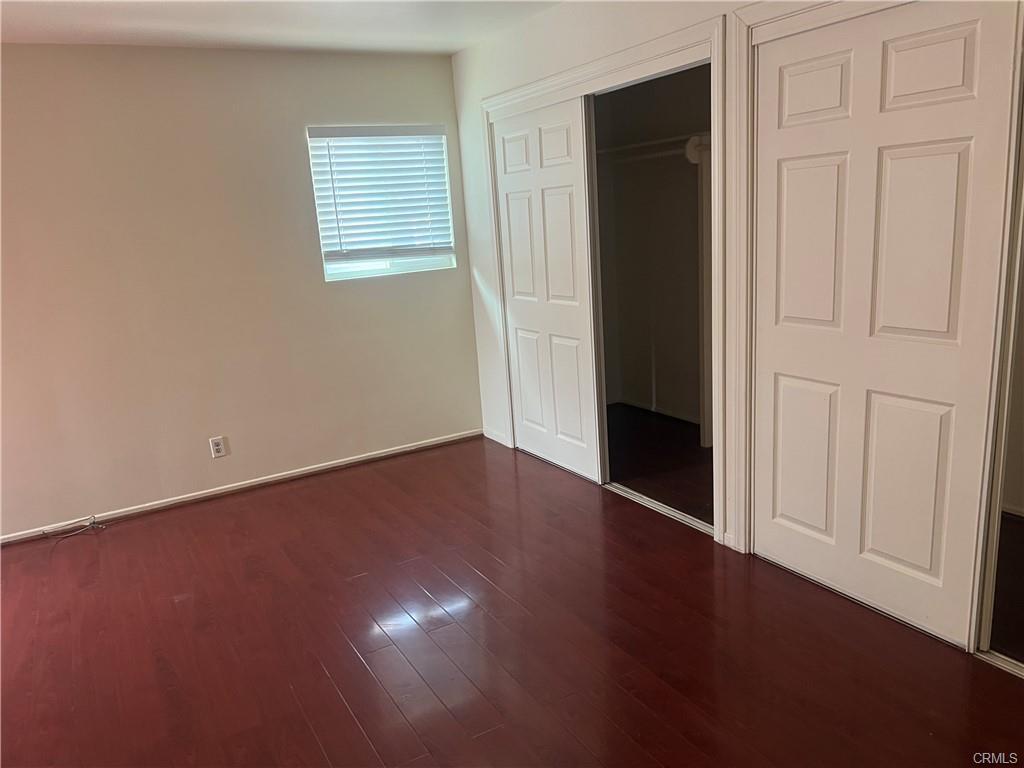 Foto principal - 7357 Darby Ave