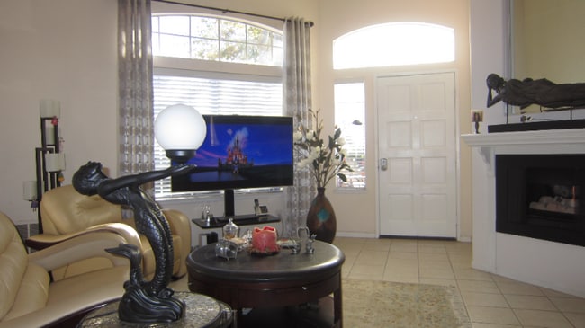 Foto del edificio - 4 Marino