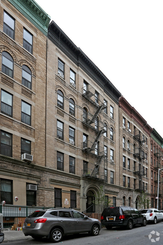 Foto del edificio - 114 W 137th St