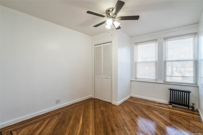 Building Photo - 88-15 188th St