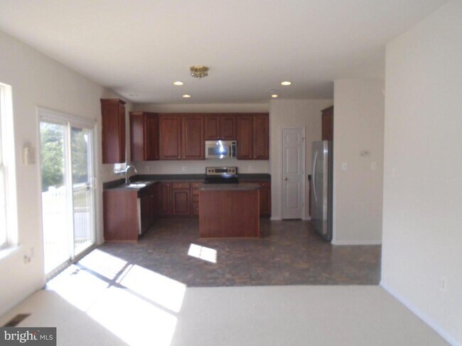 Building Photo - 89 Hayes St