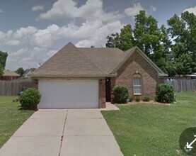 Building Photo - 4315 Ravenwood Park W