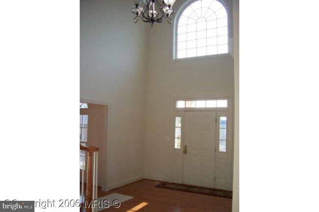 Foto del edificio - 15520 Tuxedo Ln