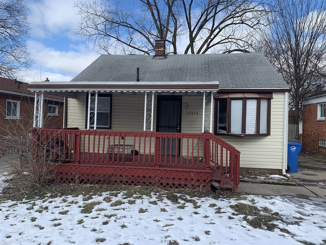 Primary Photo - 2 br, 1 bath House - 29674 Oakwood St