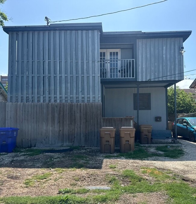 Building Photo - 1521 7th St