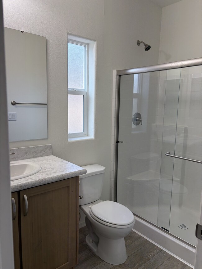 Photo - 2000 E Frontier Ave House